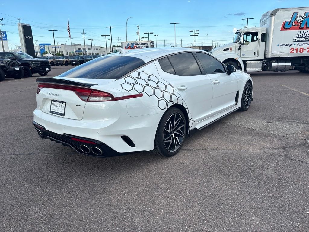 2023 Kia Stinger — detail view